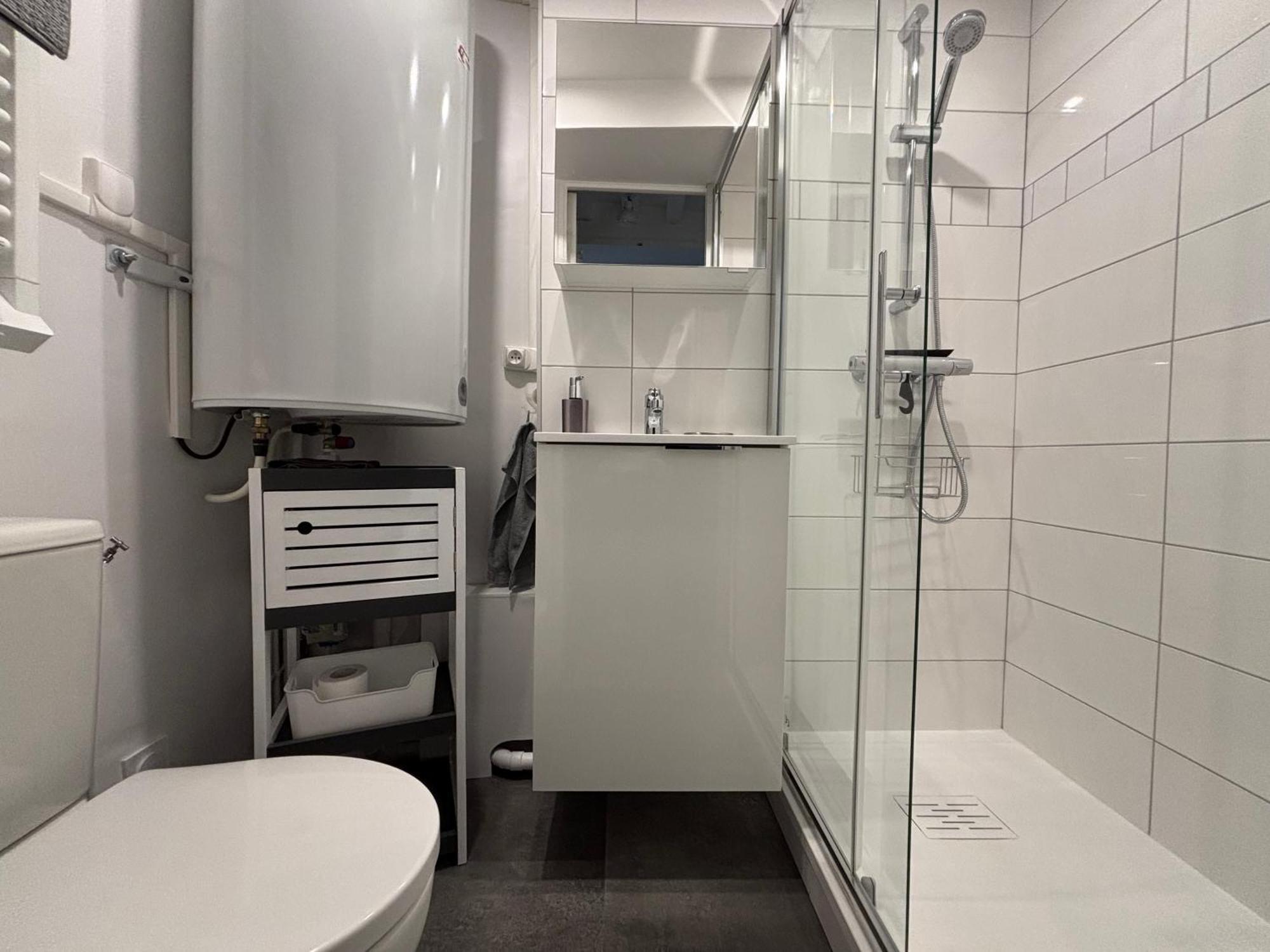 Les Remparts Apt Spacieux 1 Er Etage Renove Joliment Decore Bien Equipe Plein Centre Bayeux Proche Plages Du Debarquement Parking Gratuit A Proximite Eksteriør billede